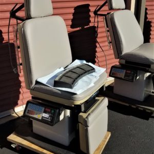 Midmark 411 (Hand or Foot Control)- (side control $300 less)