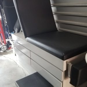 UMF 5050 Bariatric Power Top New Black upholstery