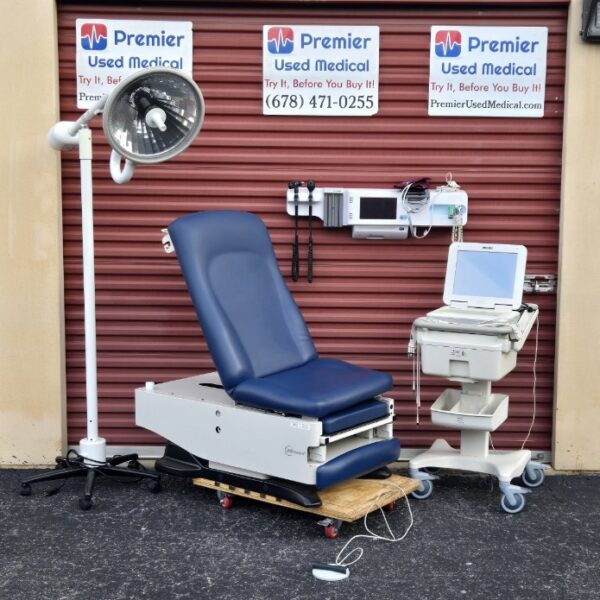 Exam Tables for Sale Electric Hydraulic UMF 4070 Power Base Manual Back Original Blue Upholstery - Image 4