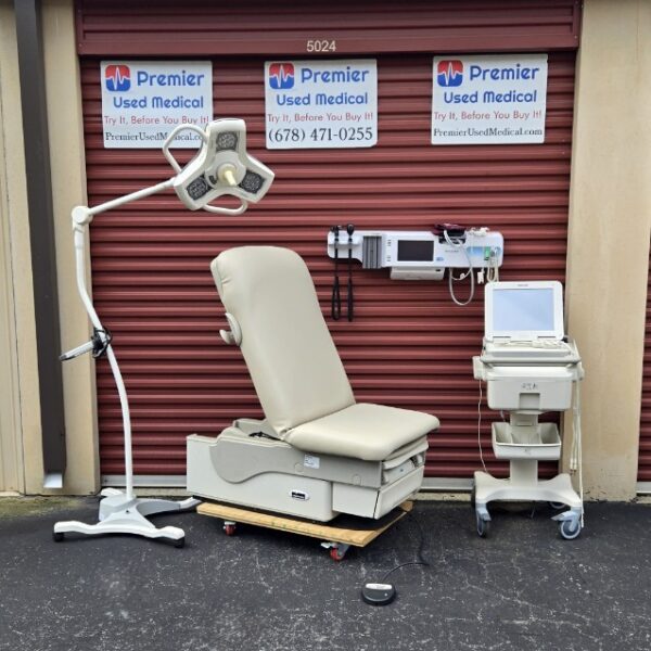Exam Tables for Sale Electric Hydraulic Midmark Ritter 622 New Cream Upholstery