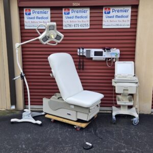 Exam Tables for Sale Electric Hydraulic Midmark Ritter 622 New White Upholstery