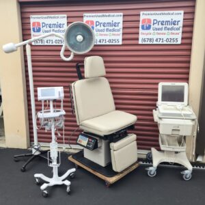Exam Tables for Sale Electric Hydraulic Ritter Midmark 411 Power Chair with New Creme Upholstery